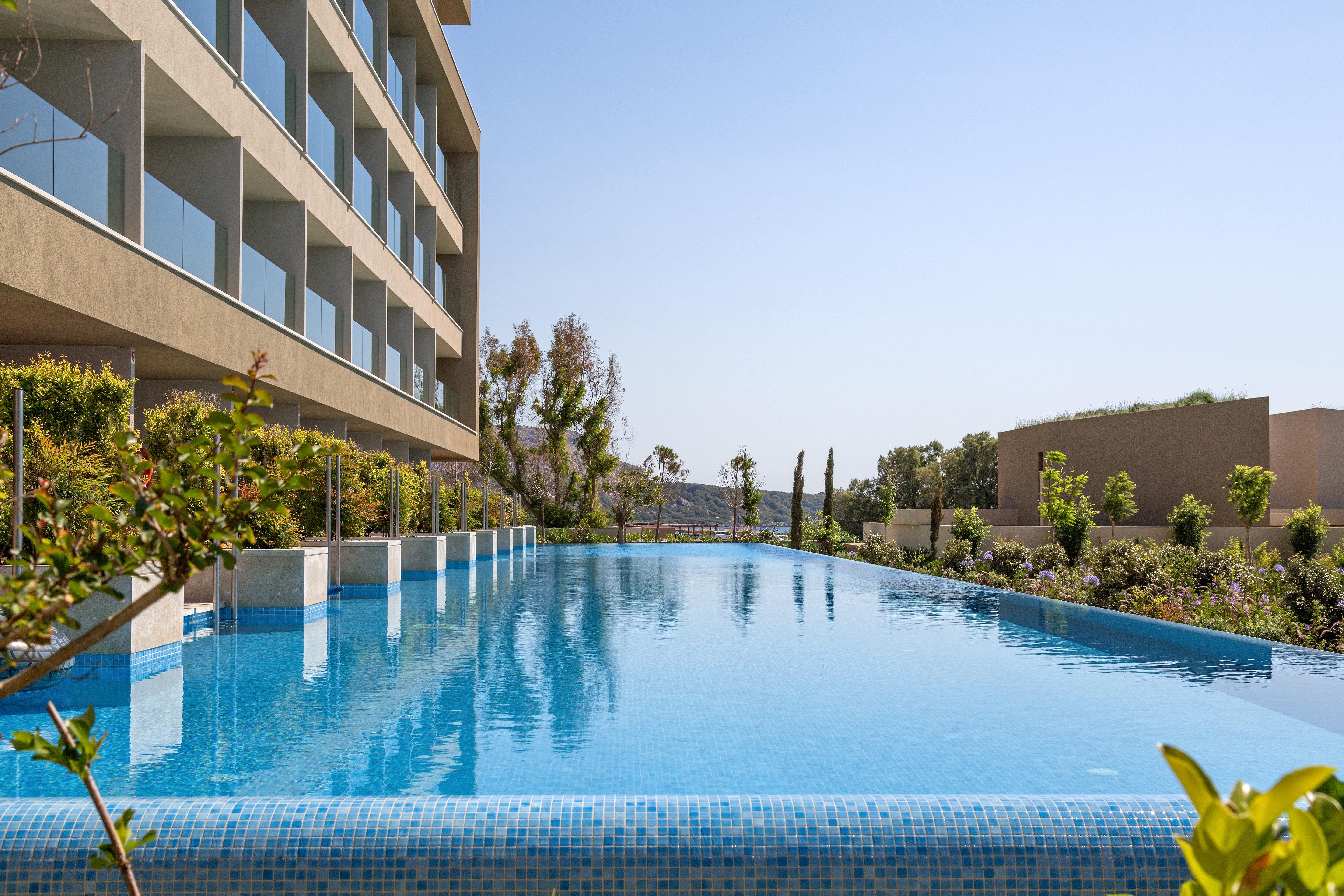 Amada Colossos 5* Φαληράκι